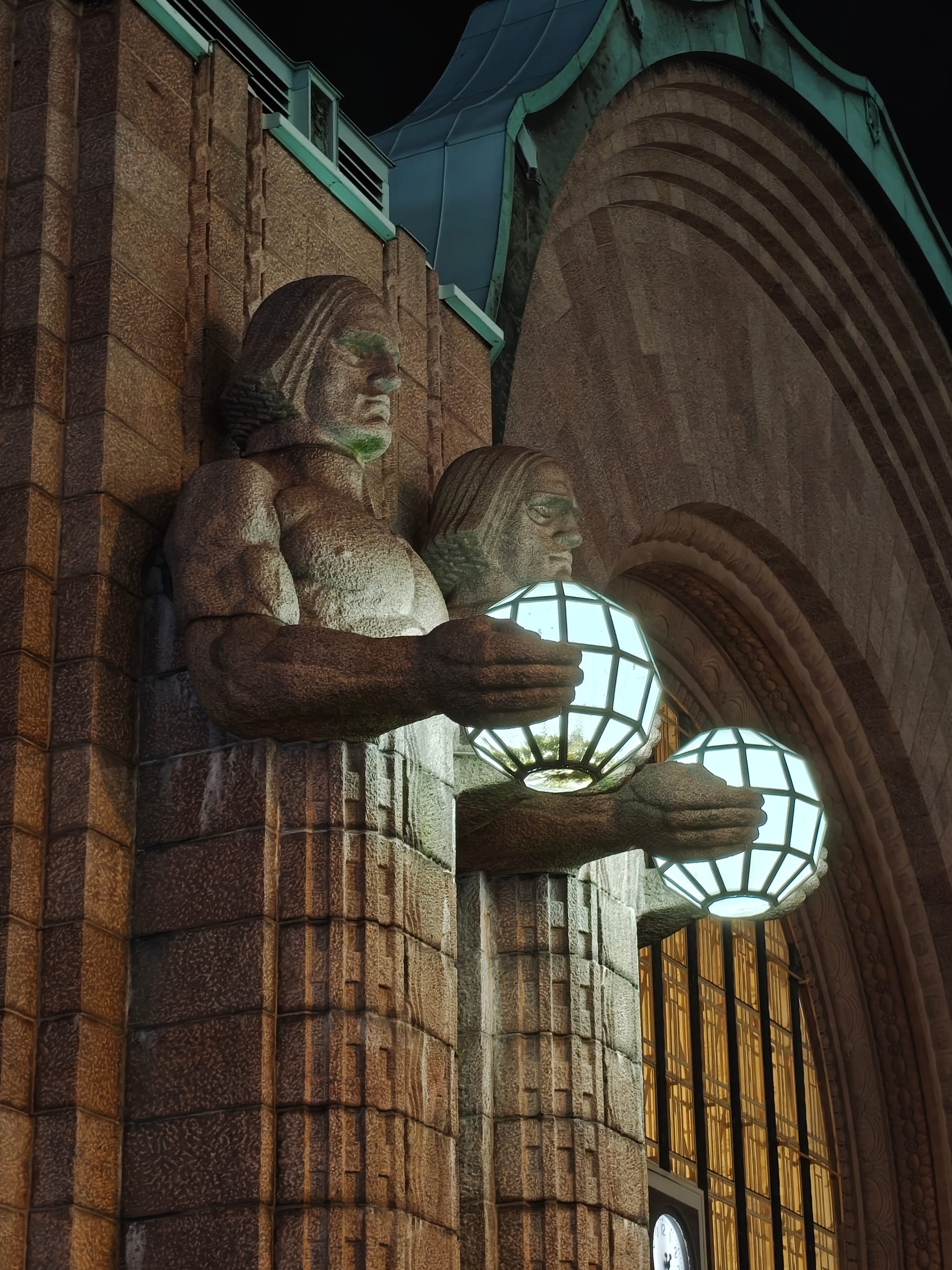 OnePlus 15 review – A stellar flagship with the best battery life ever seen on a phone